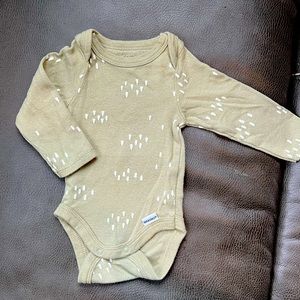 Long sleeve onesie